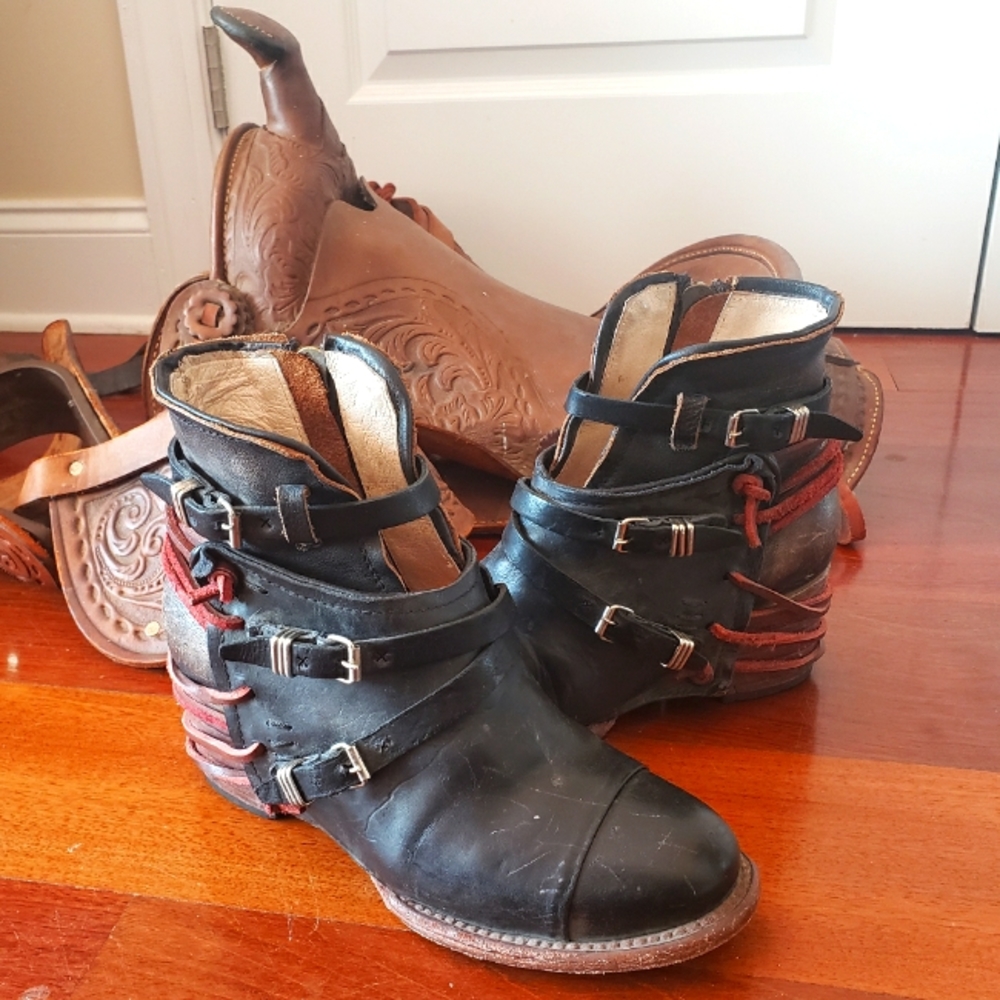 Freebird By Steven - Crue - Black Booties